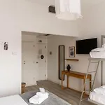 Wot Hotel