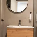 Wot Hotel